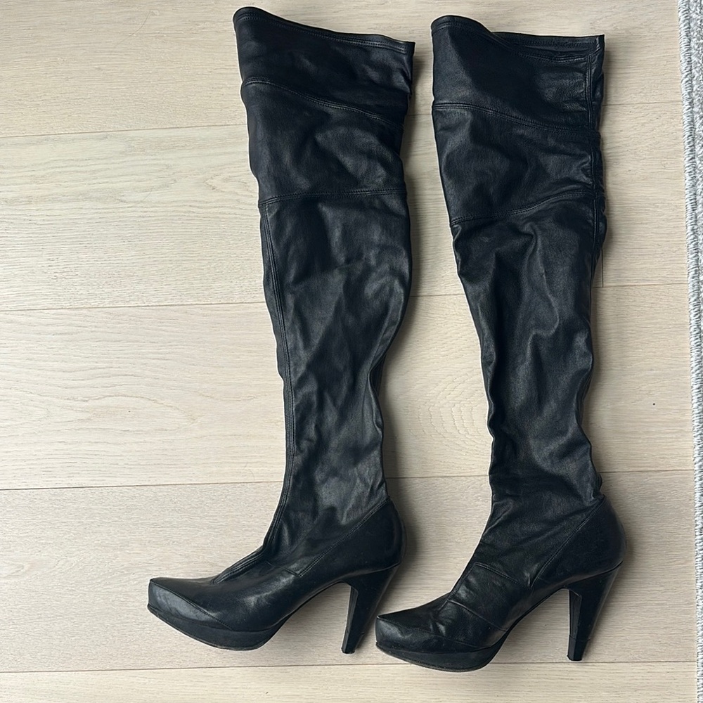 Women's Black Italian Leather Knee-High Boots